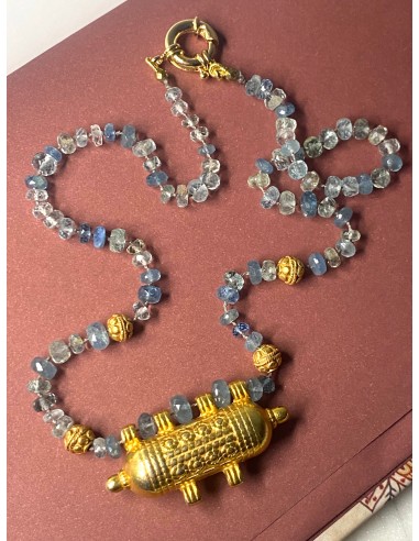 Collier Rajasthan en Aigue-marine avec une amulette Indienne vintage le des métaux précieux